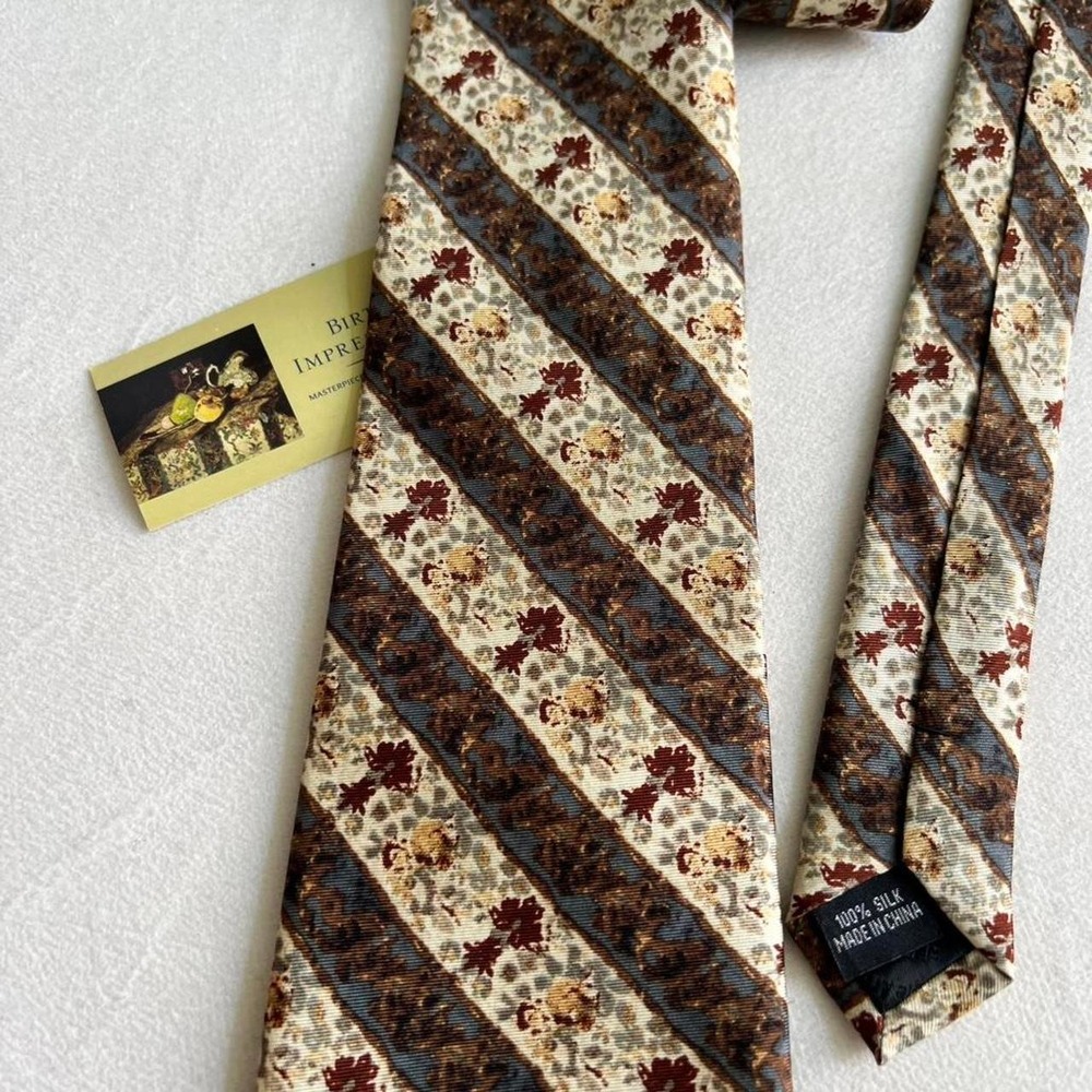 De Young Museum San Francisco silk tie with a unique impressionist pattern 🎨